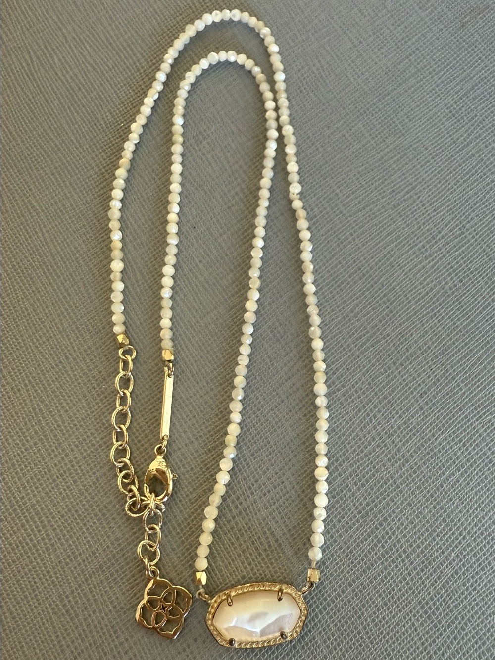 Kendra Scott Elise Mother of Pearl Gold Beaded Necklace - Picture 4 of 4
